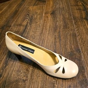 Etienne Aigner Shoes Size 8N Pump Beige Leather Heels Cut Out Calvin